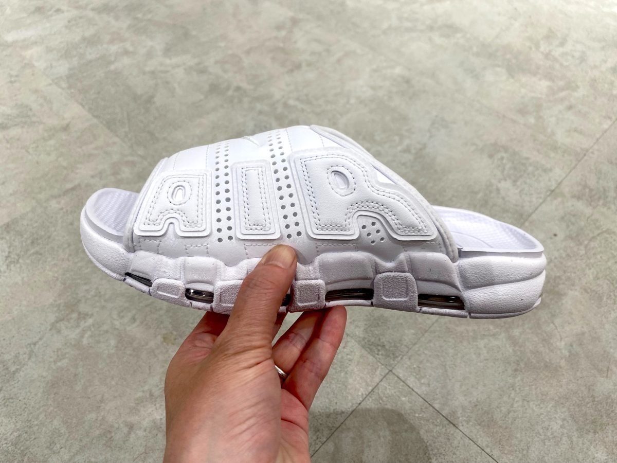 ナイキ傑作バッシュの進化形が爆誕】エア モア アップテンポの精神を