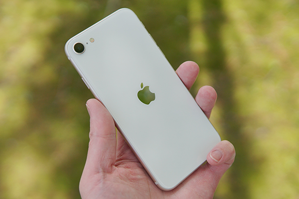 iPhone SE(第3世代)を徹底レビュー！性能に安心できるおすすめの一台