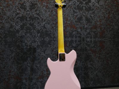 G&L Tribute Series Fallout / Shell Pink | 札幌の楽器屋さん｜MR