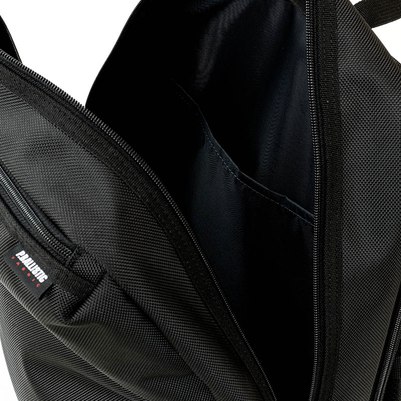 多機能 2気室リュック ブラック ｜ ミスターマックスオンラインストア
