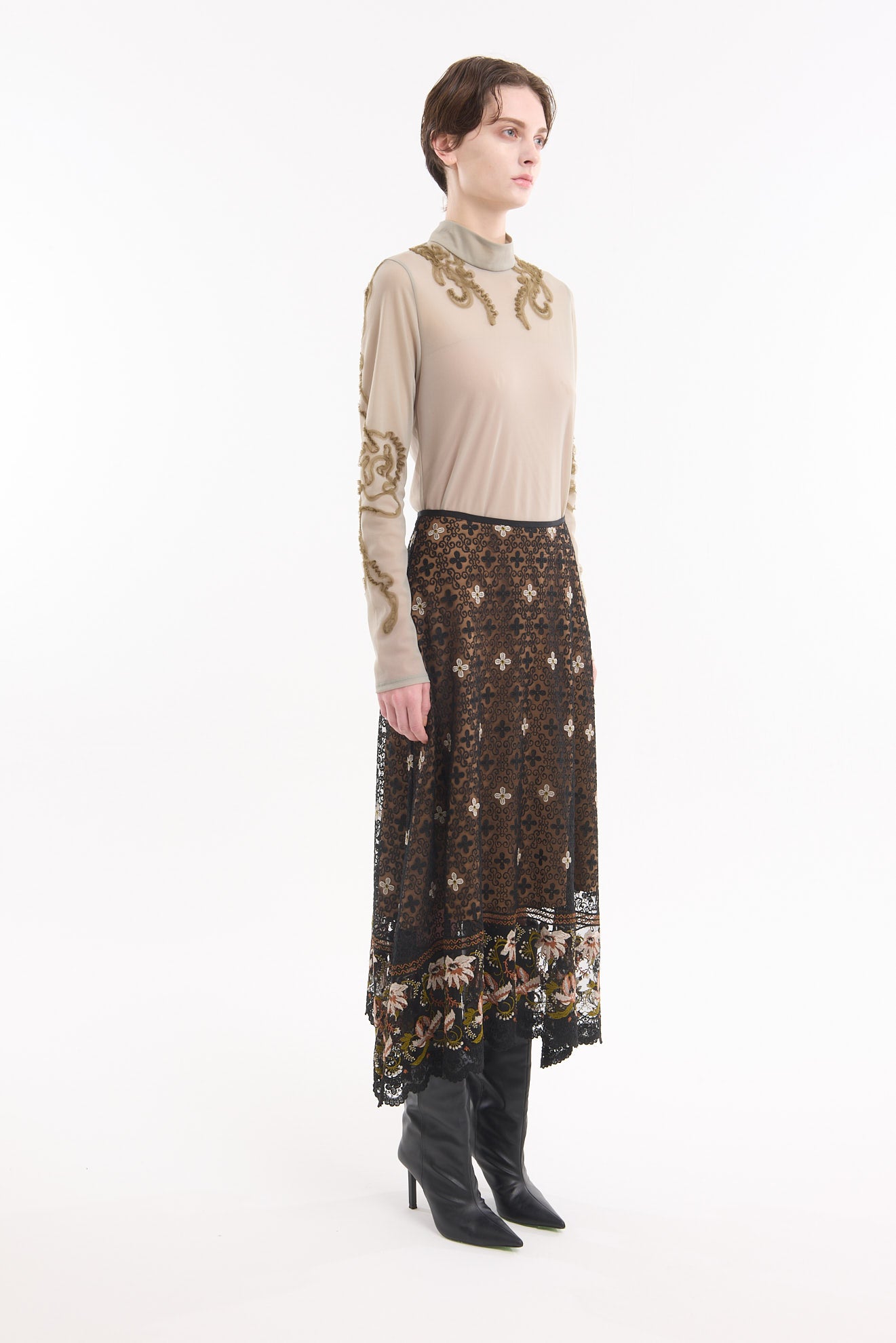 Everlasting embroidery lace skirt