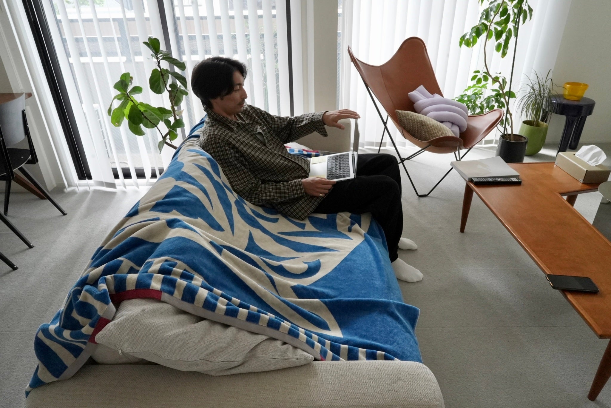 BED THROW BLANKET：Dancing flower – MYTONE