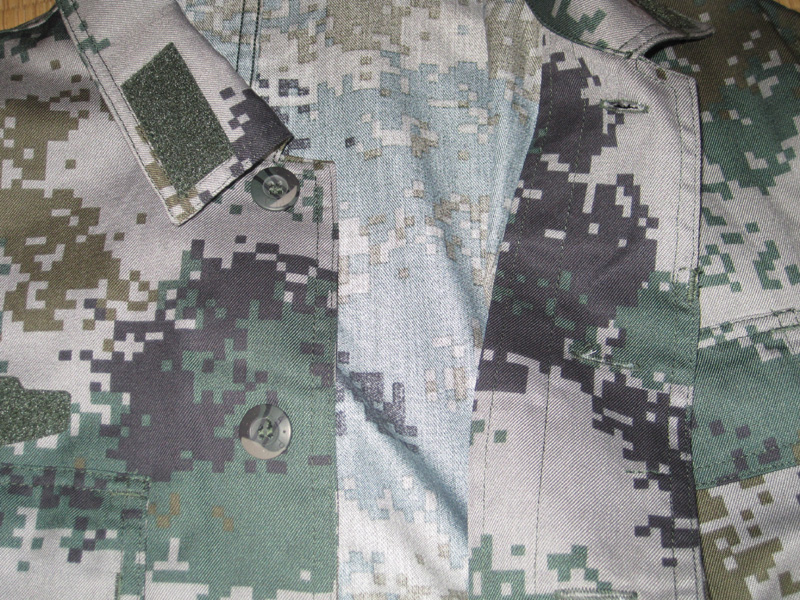 中国人民解放軍 07式作戦服・林地迷彩 (実物)│ナナシノミコト