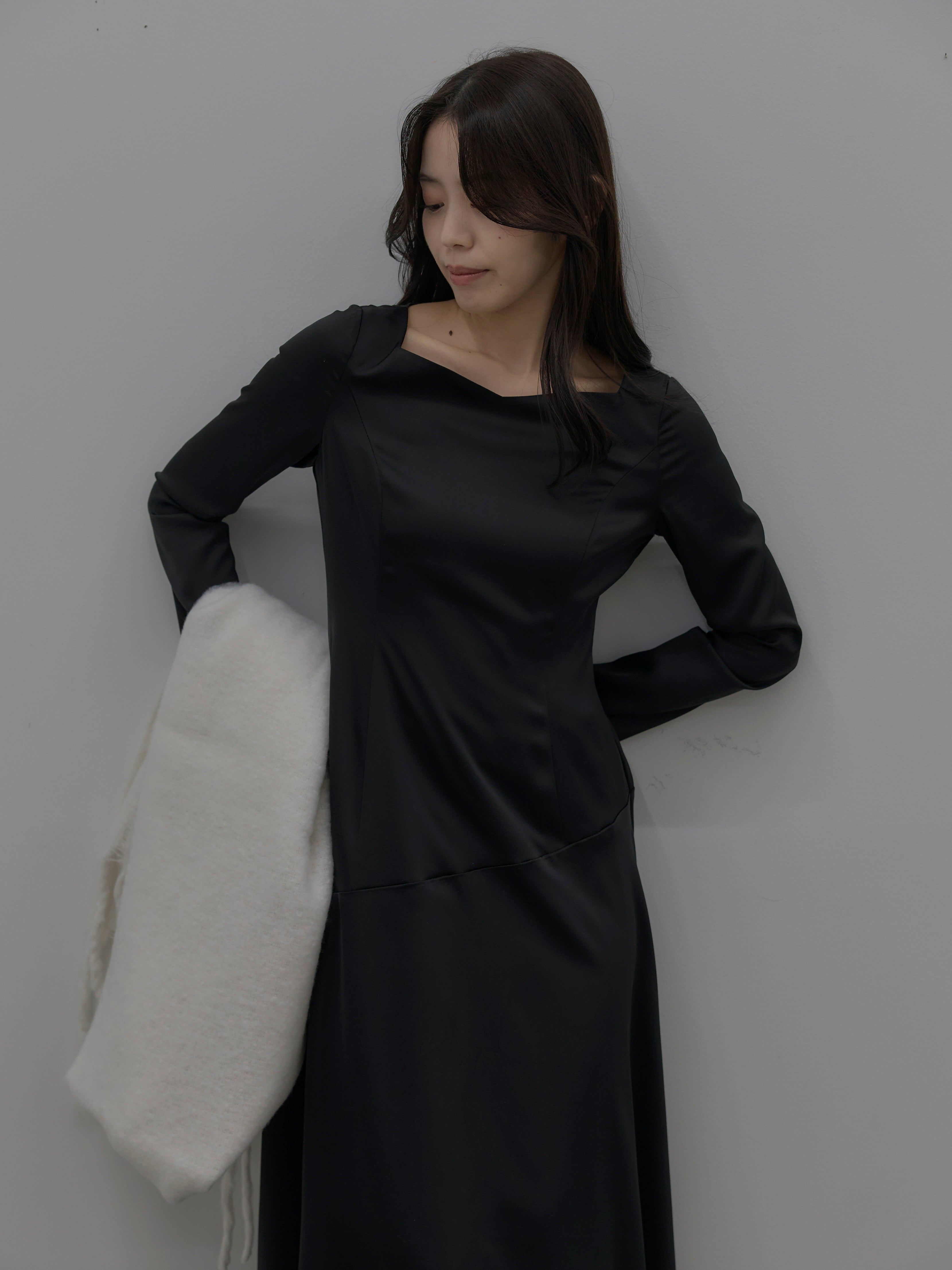 Essential】ハートネックロングスリーブサテンワンピース – nairo
