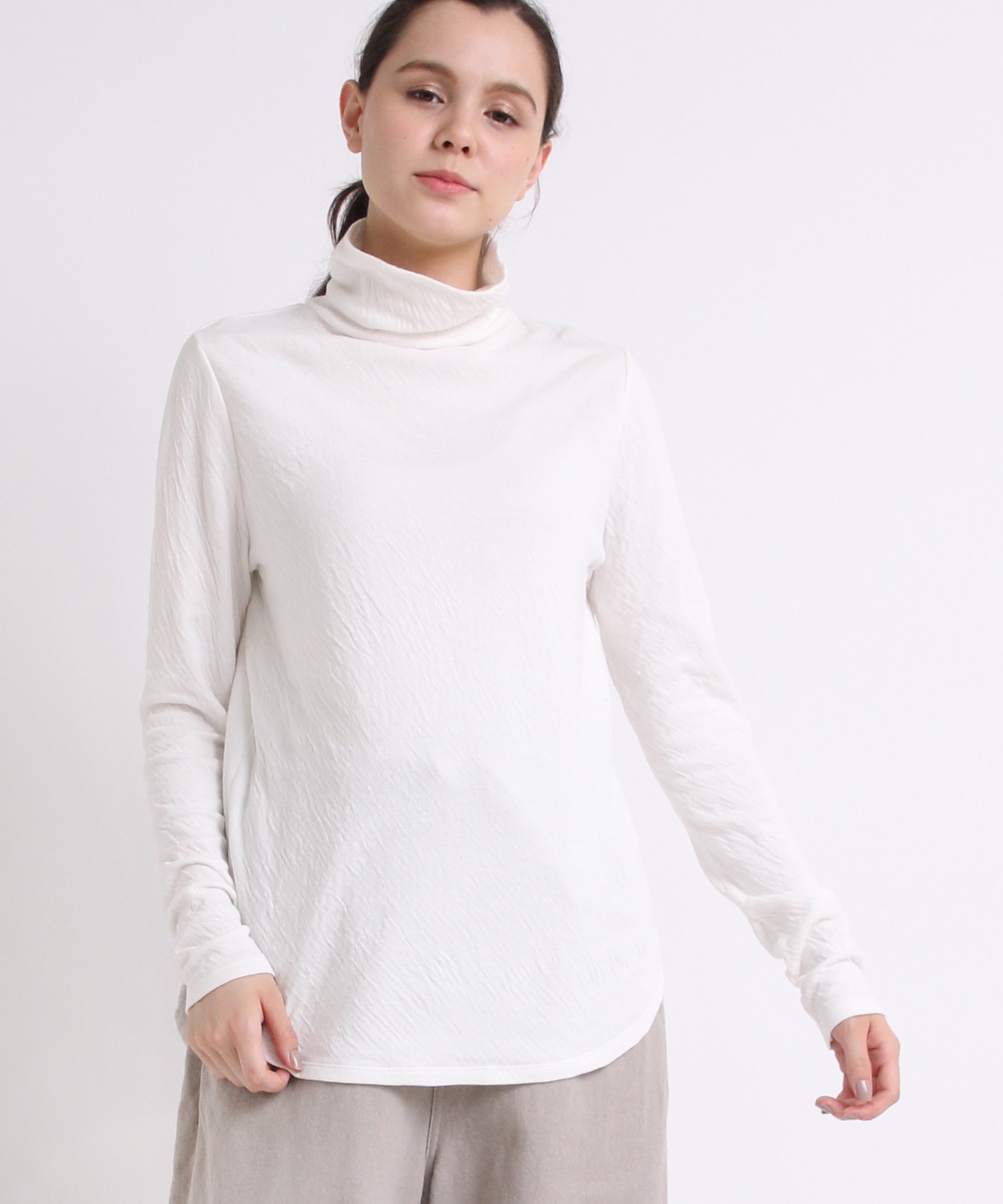 M1898 マシュマロタッチフィットタートル(M オフホワイト): トップス