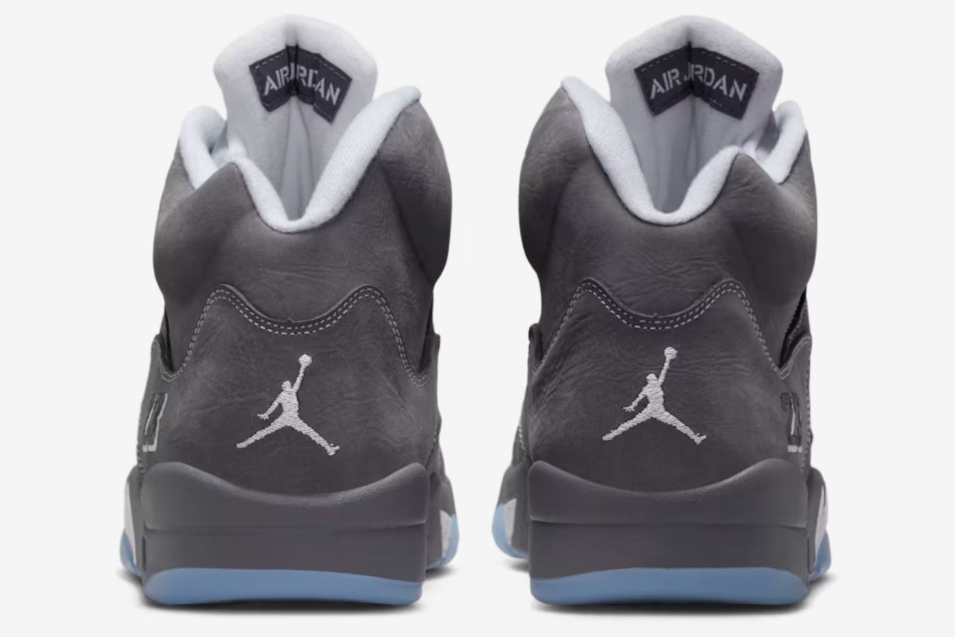 エア ジョーダン 5 レトロ “Light Graphite and Wolf Grey”」は、洗練