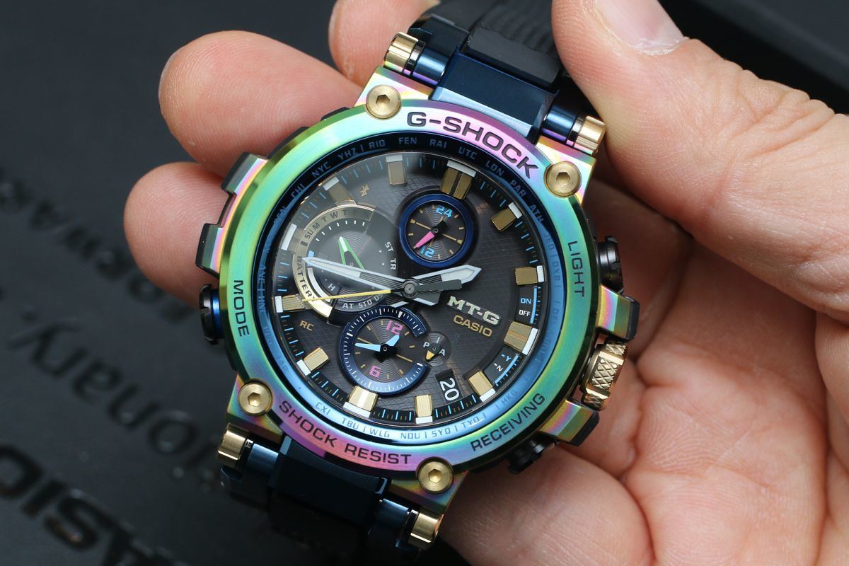 G-SHOCK「MT-G」、火山雷をイメージした鮮烈のスペシャルモデル | マイ