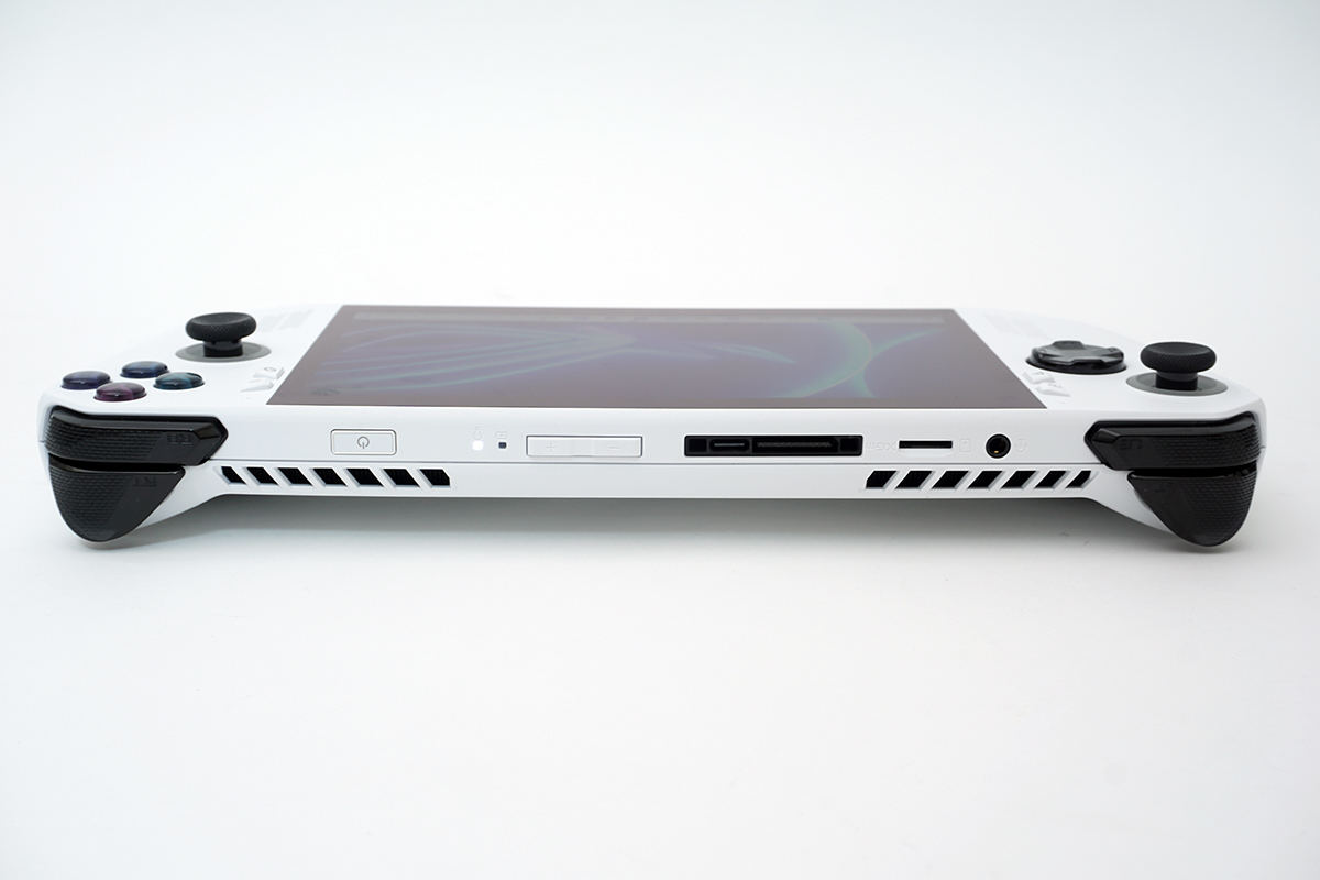 携帯型PCゲーム機の本命になるか!? ASUS「ROG ALLY（Ryzen Z1 Extreme