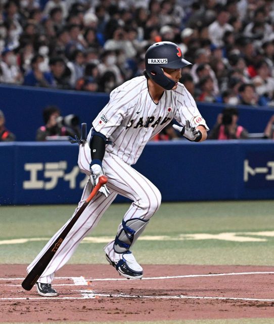魚雷バット」NPB実戦初使用は西武・源田壮亮「練習で感触が良かった