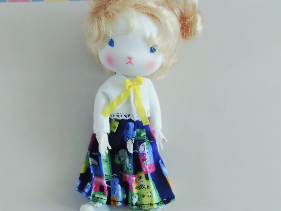 ともす-手作りドール服とお絵描き- – ハンドメイド人形服とイラスト