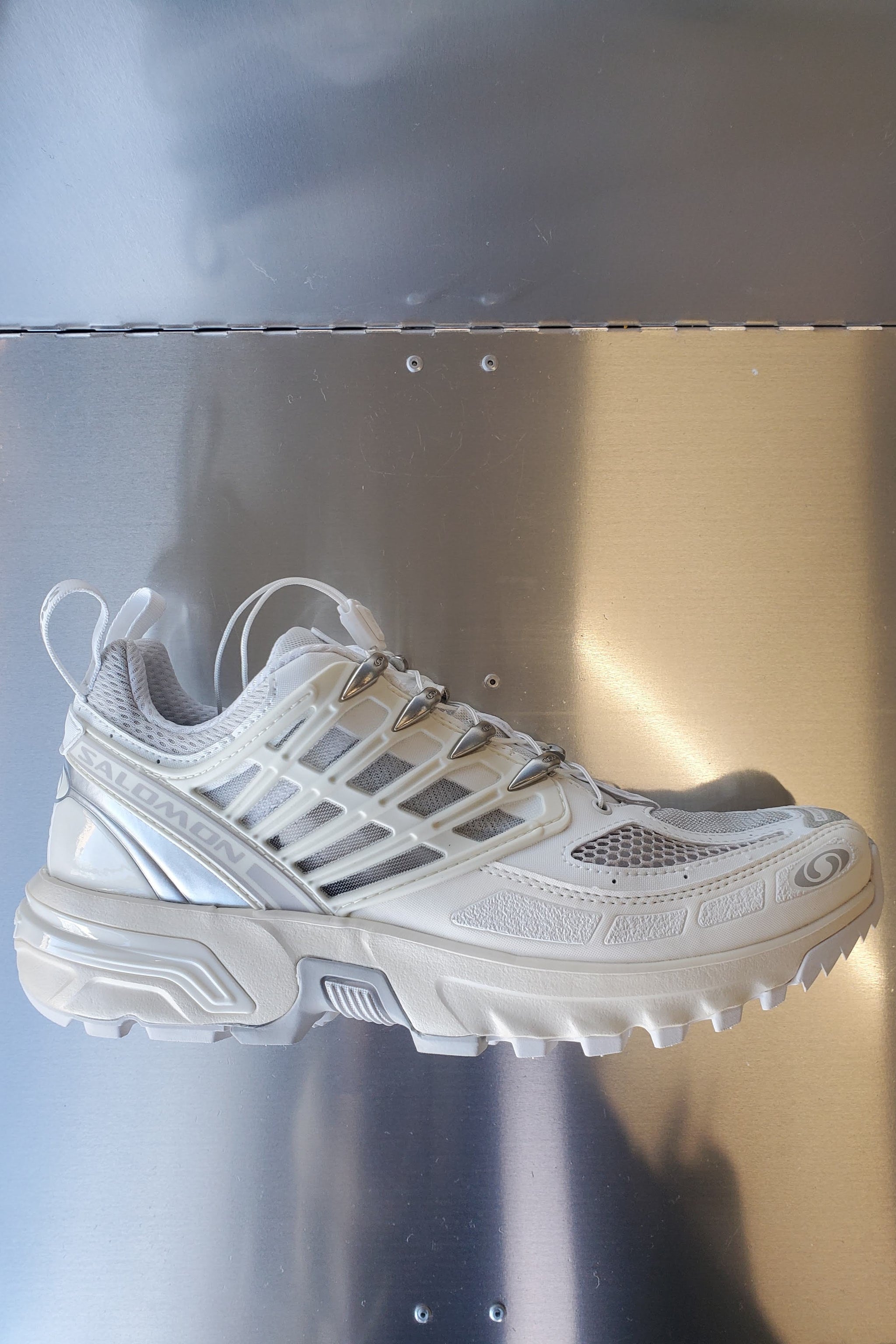 Salomon ACS Pro - White / Vanilla Ice / Lunar Rock – NOMIA