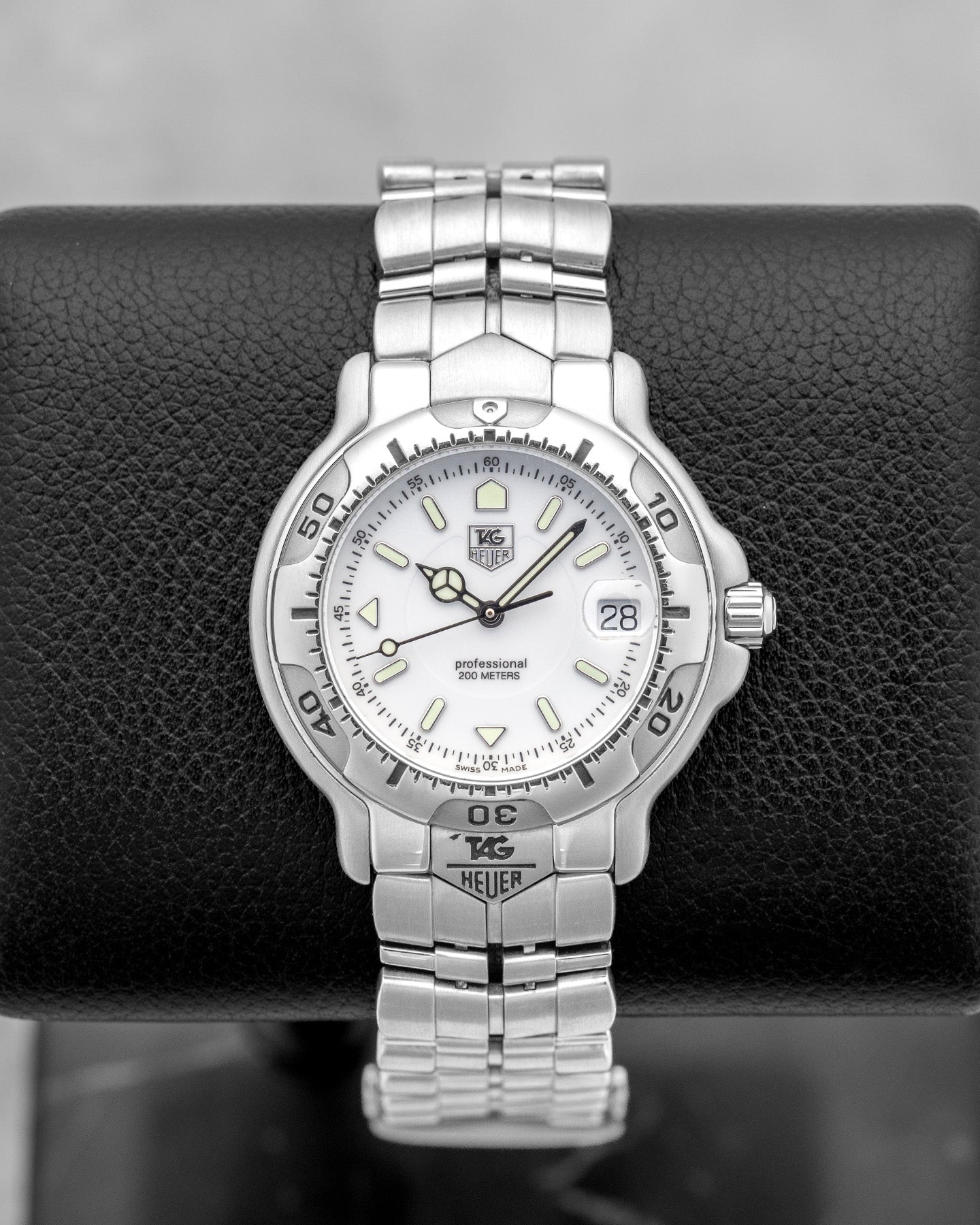 Tag Heuer Professional WH1111-K1 | Preowned Watches – Noah's Fine
