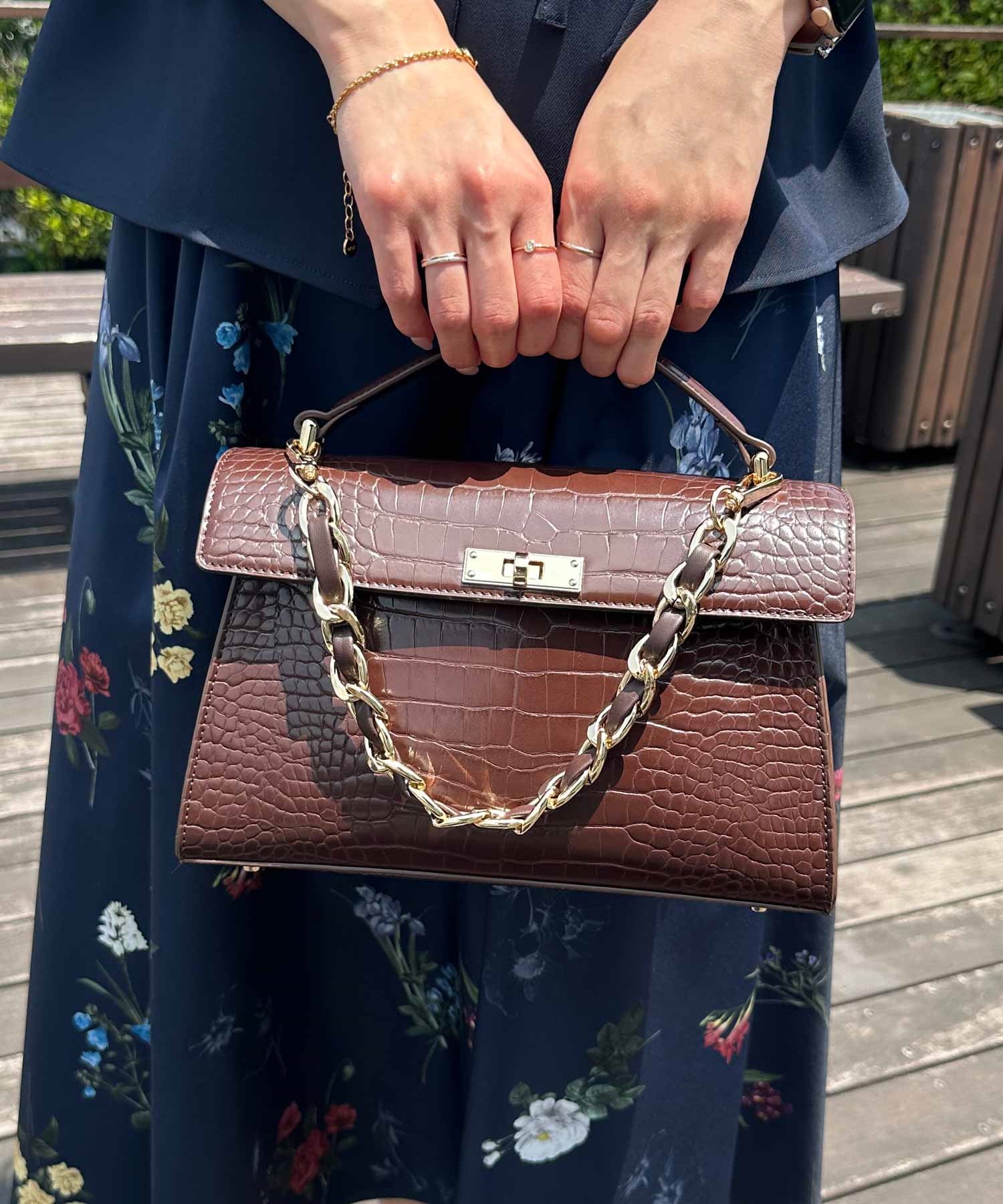 チェーンハンドルバッグ | バッグ | NOELA OFFICIAL WEB STORE