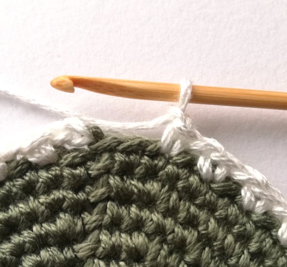 Moss stitch crochet drawstring bag - Nordic Hook - Free pattern