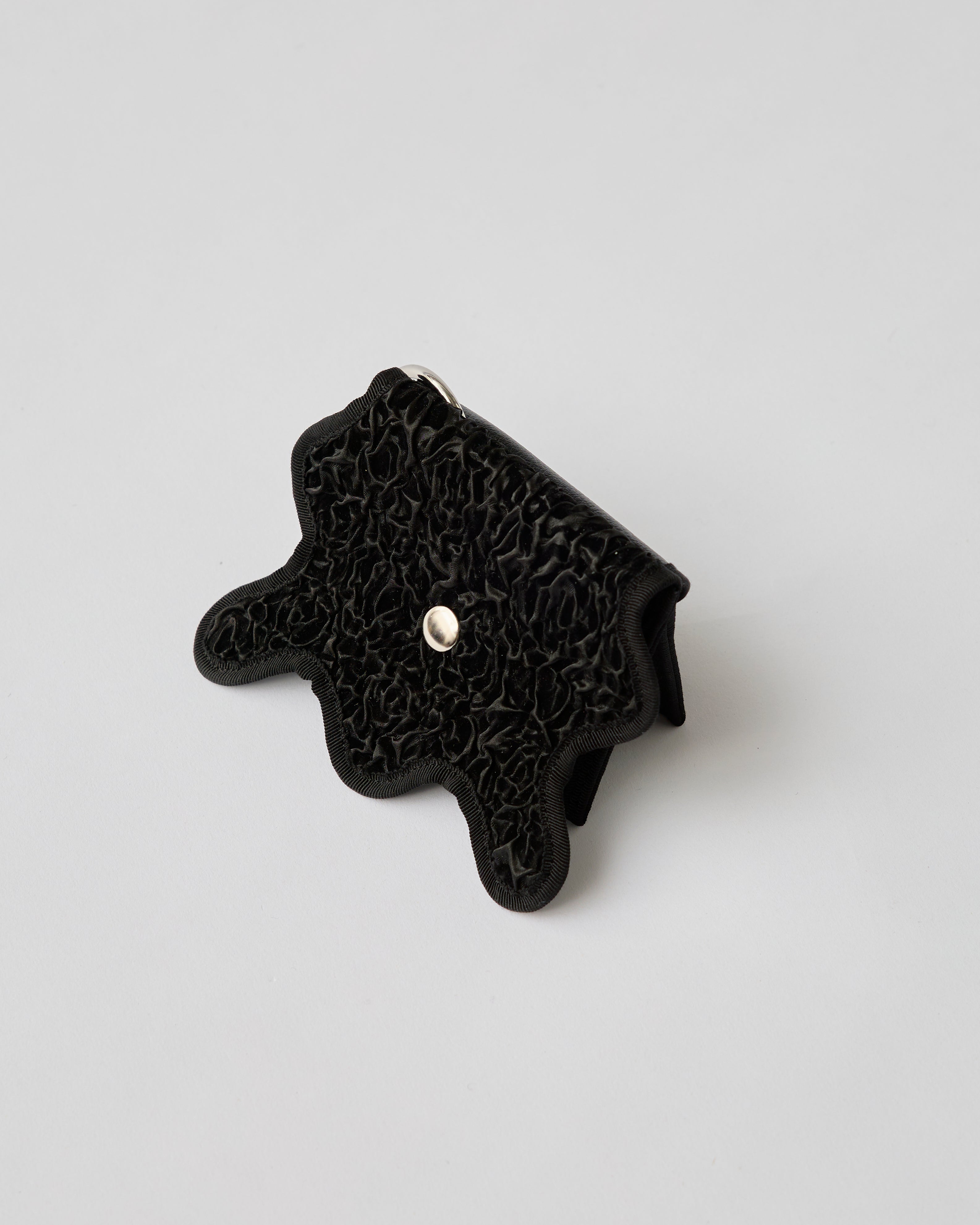 wave purse / black shirring – nori enomoto