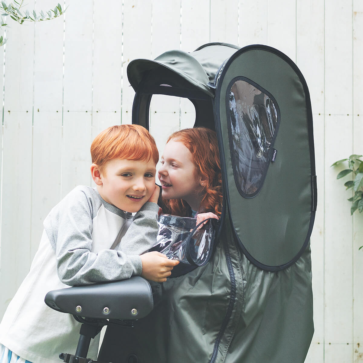 チャイルドシート用レインカバー - norokka (ノロッカ）公式ウェブサイト