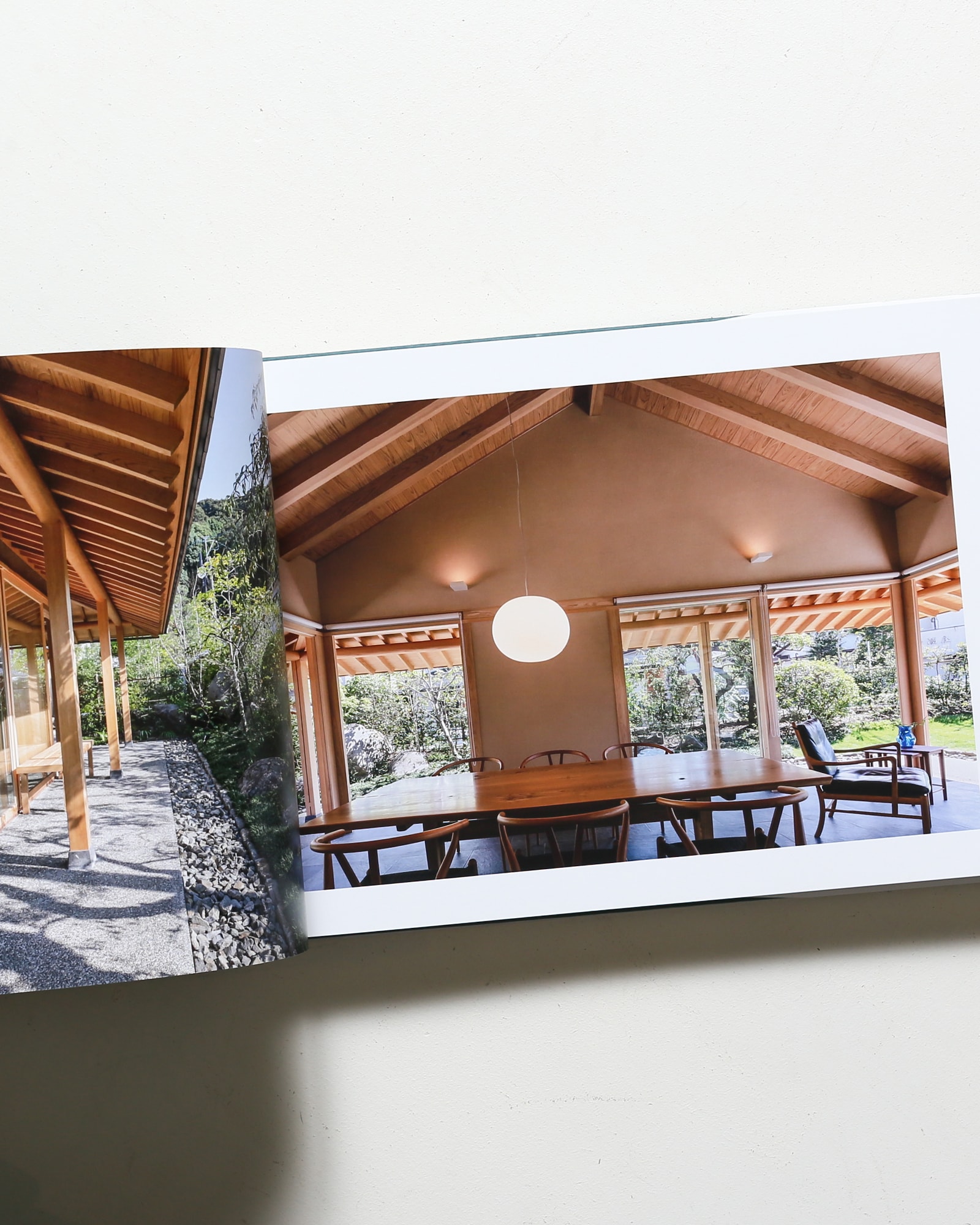 NIWA HOUSE 横内敏人の住宅 2014-2019 | nostos books ノストスブックス