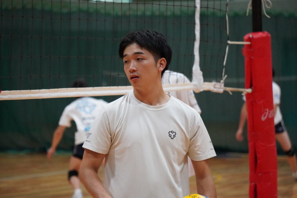 ボール練習！ - 日本体育大学 男子バレーボール部