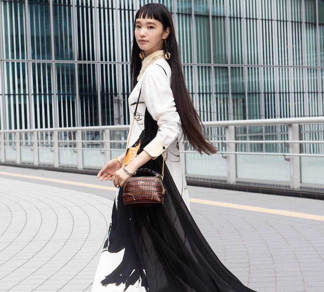 Chloé」から秋の新作バッグ“MINI DARIA”が登場！ | Numero TOKYO