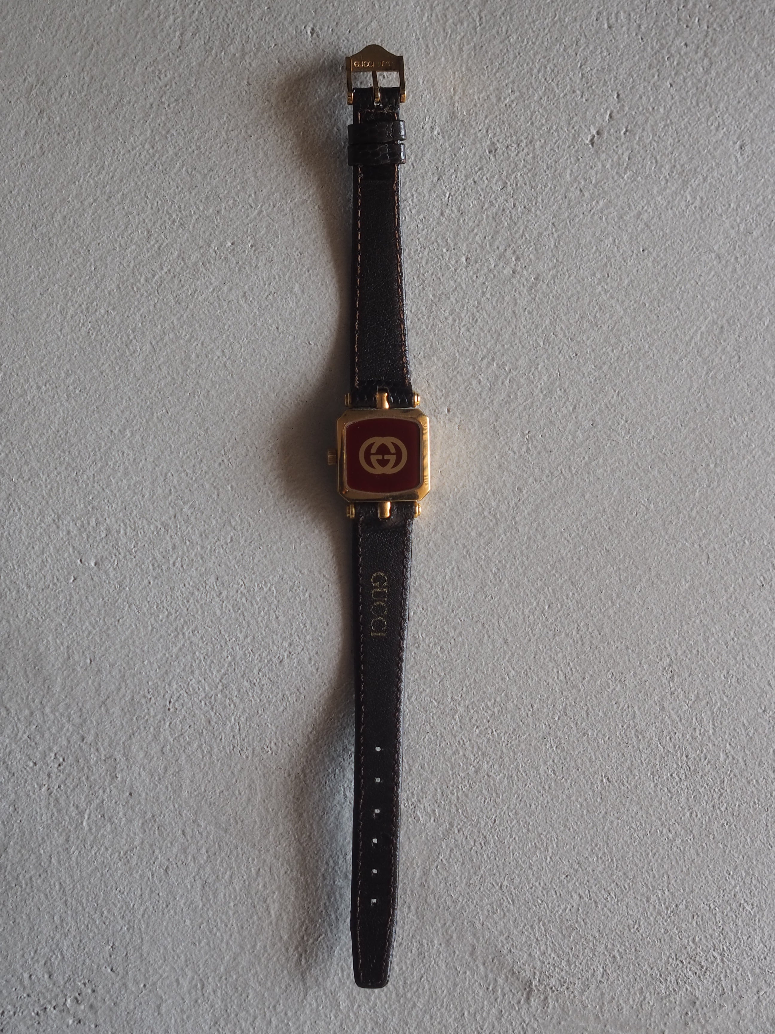 GUCCI グッチ シェリーライン ウォッチ 腕時計 ゴールド レザー