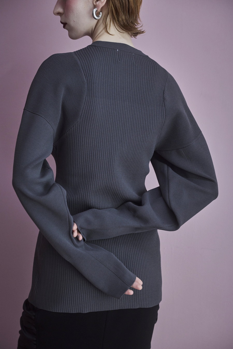 OMMO ONLINE STORE / SQUARESLEEVE V NECK KT CD