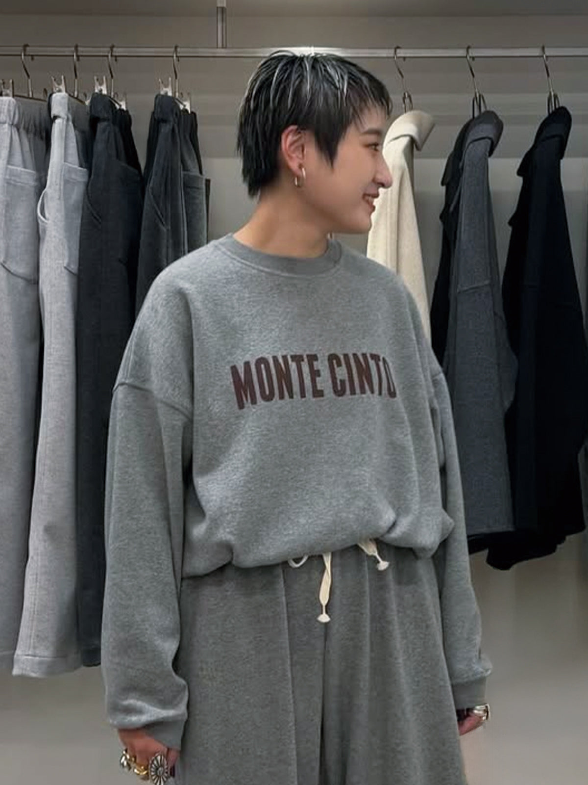 ボンバーヒートMONTECINTOロゴトレーナー – FRUNQAVAN ONLINE STORE