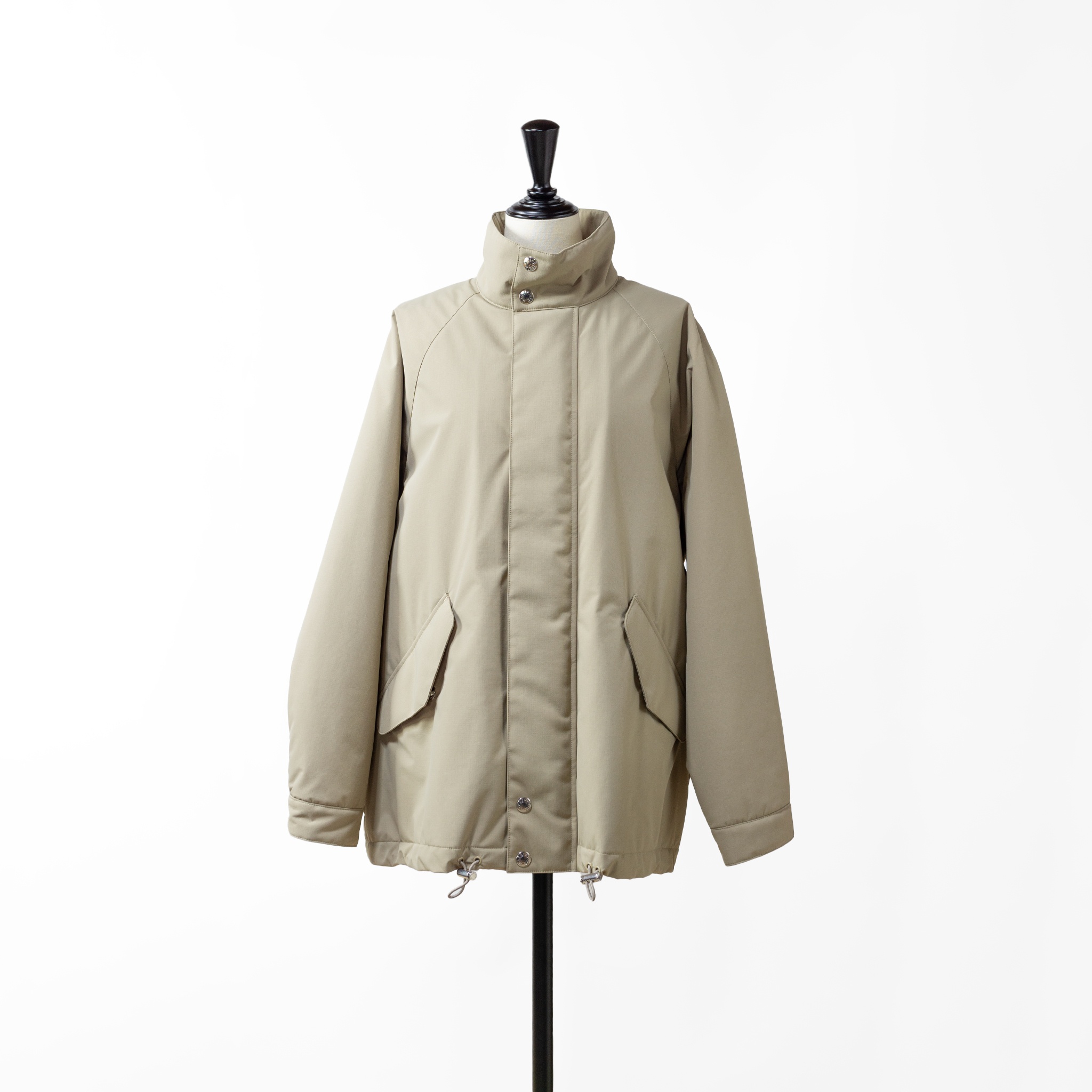 MACKINTOSH：軽くて暖かい高機能ダウンジャケット – ONTADE