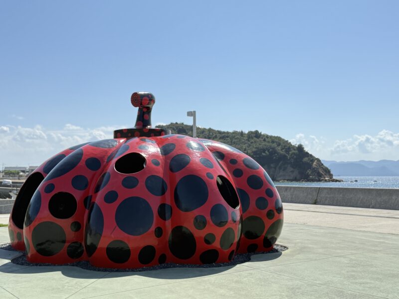 香川 直島 草間彌生《赤かぼちゃ》2006 TOP | 大人のおしゃれ手帖web