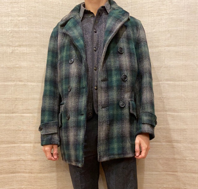 Style】1940年代 巨人タグ《HERCULES（ヘラクレス）》のコートを着る