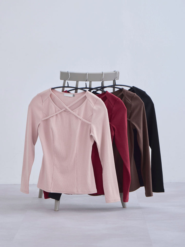 Vネックストラップカットソー：ボルドー│胸が大きな女性のための