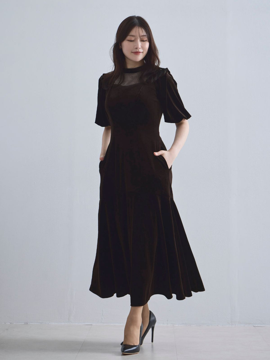 2wayスリーブベロアワンピース：ブラウン│胸が大きな女性のための