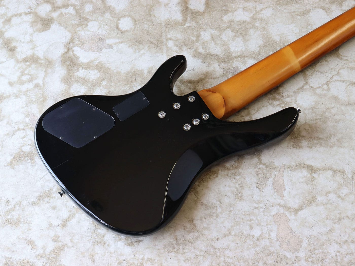 中古】Washburn BANTAM XB-600 6弦ベース アクティブ仕様 ブラック