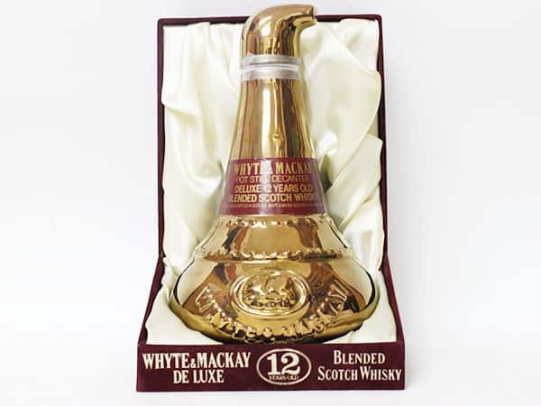 ホワイト＆マッカイ 12年 ポットスチル型陶器ボトル』を買取致しました