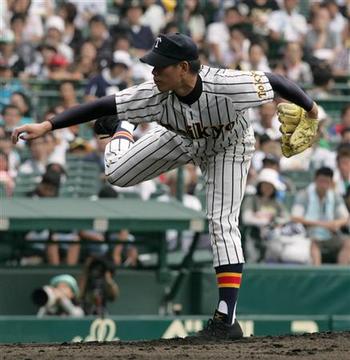 帝京高校の野球部は阪神ファンの校長先生の希望もあって阪神のような
