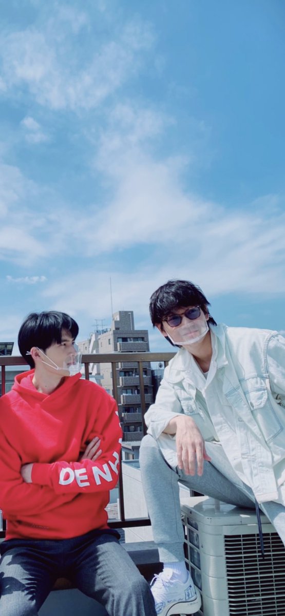 Nikeの服を着た綾野剛さんのコーデ 私服/衣装/購入先 - Woomy