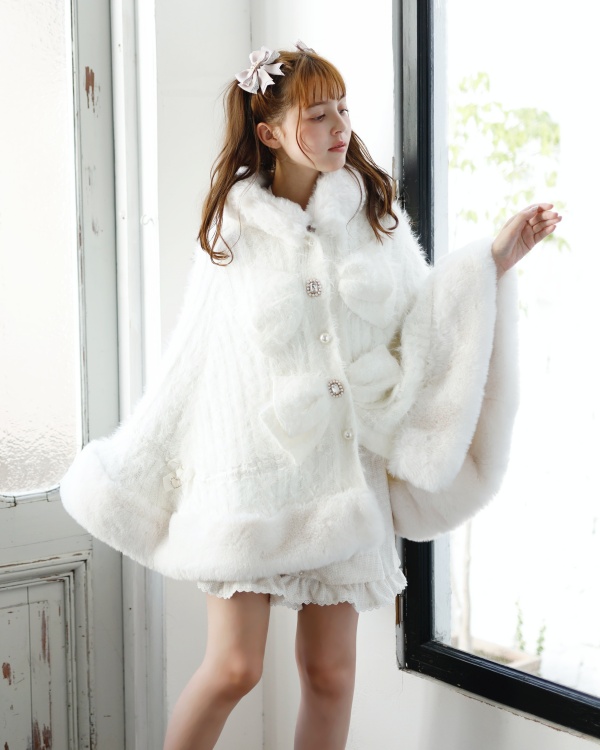 ♡ New Arrival ♡ 10/6(Fri) 店頭発売 ダブルリボンニットファー