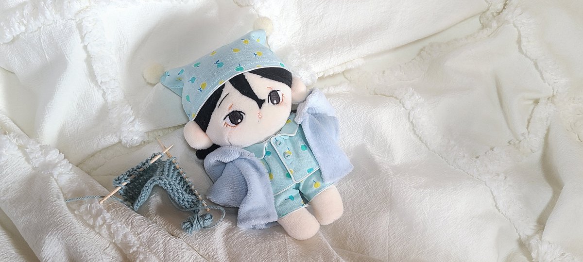 はじめてでも絶対作れる！ぬい服大全313』本日発売日です✨ まろまゆも