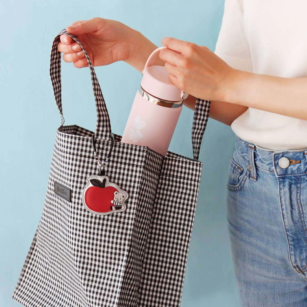 再入荷のお知らせ／ ギンガムチェックのトートバッグを再販売🍎 🕒1月