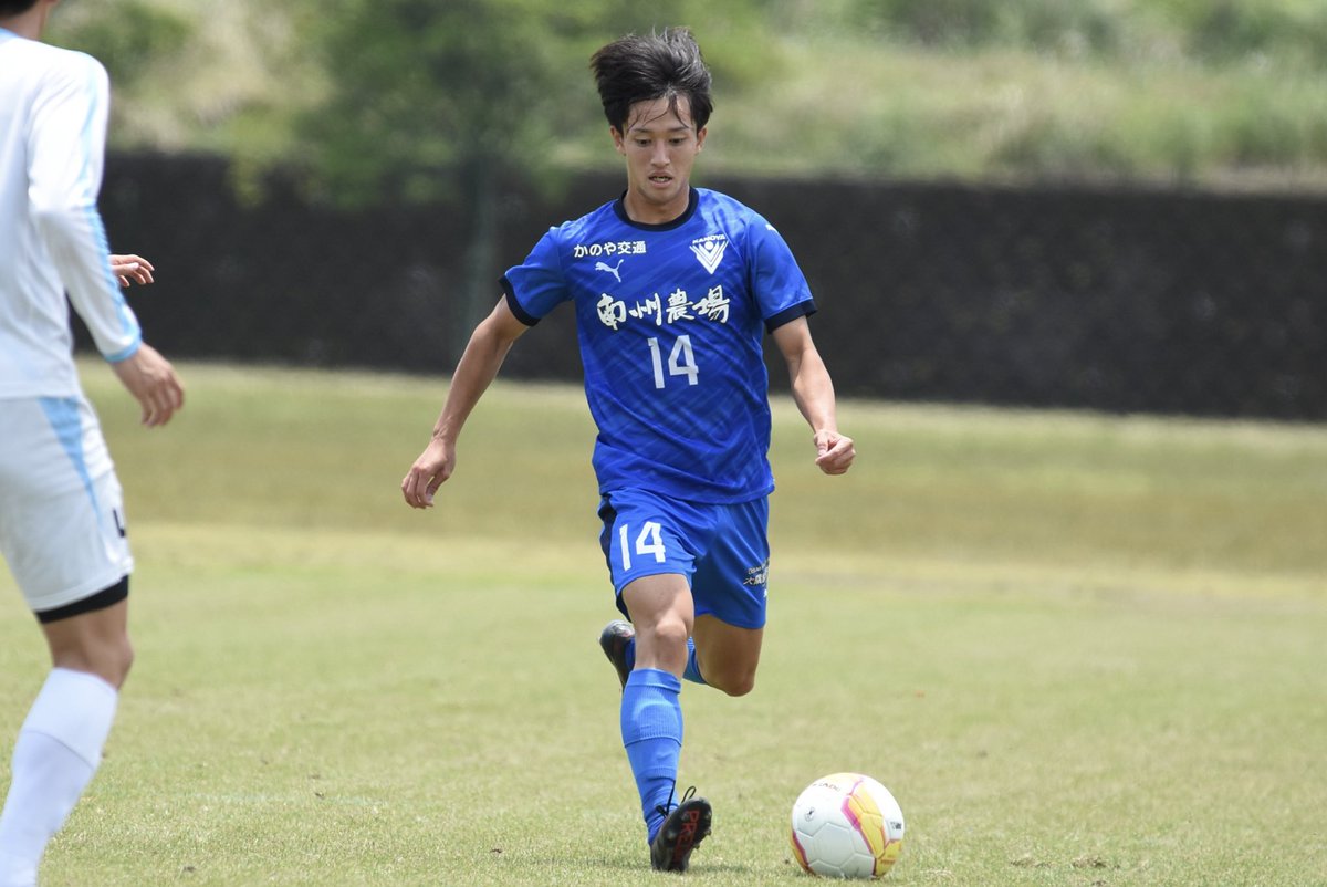 鹿屋体育大学サッカー部ウォーマー・ウィンドブレーカー 鹿屋体育大学
