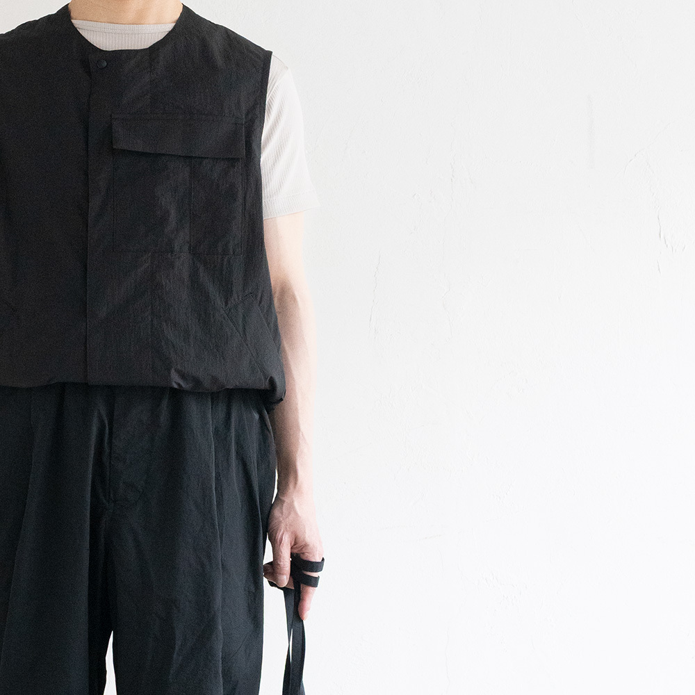 STILL BY HAND][スティルバイハンド][C/N CREW NECK VEST][VE01252][BLACK]