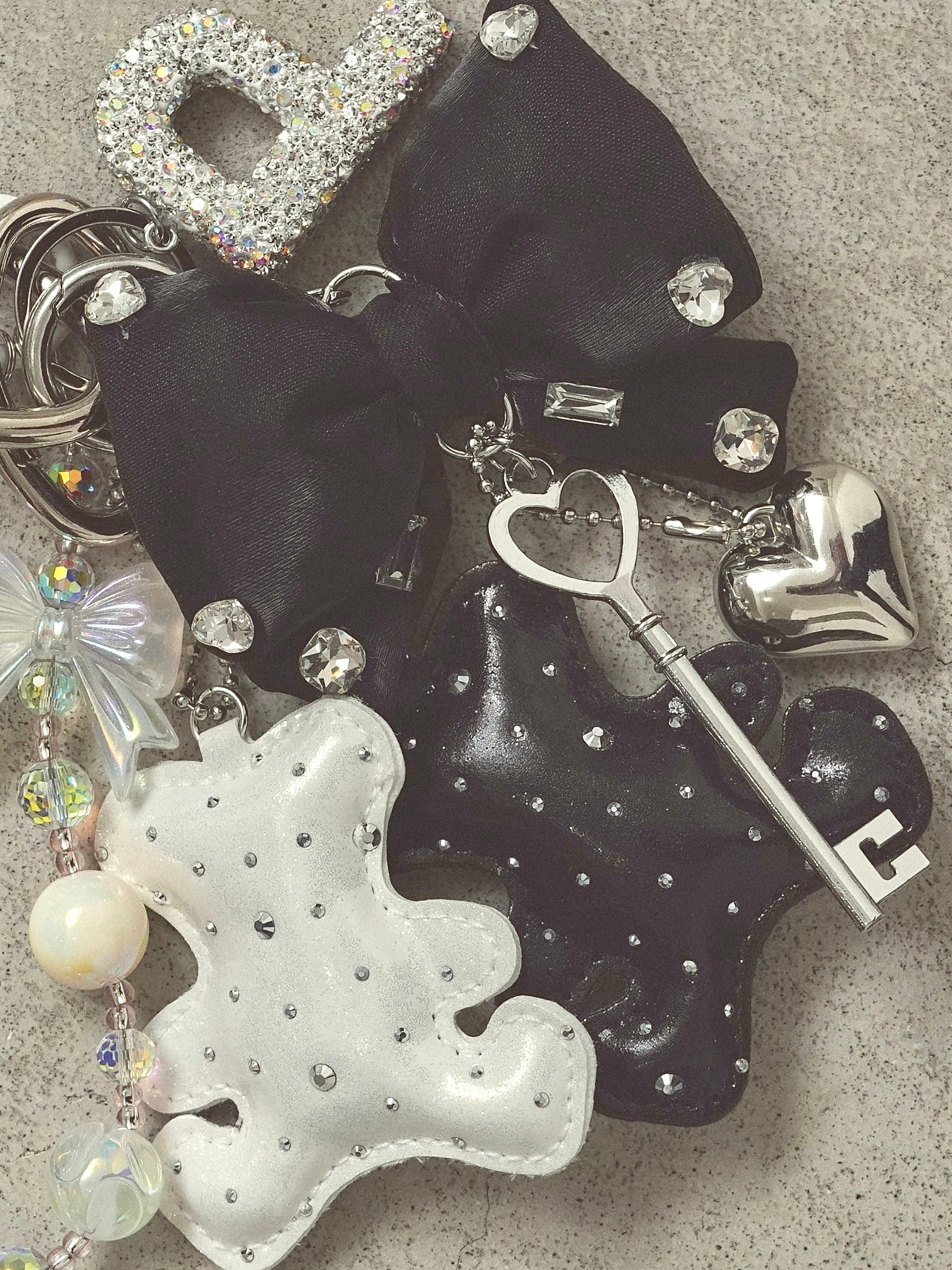 pc iconic charm｜PELLICULE | ぺリキュール