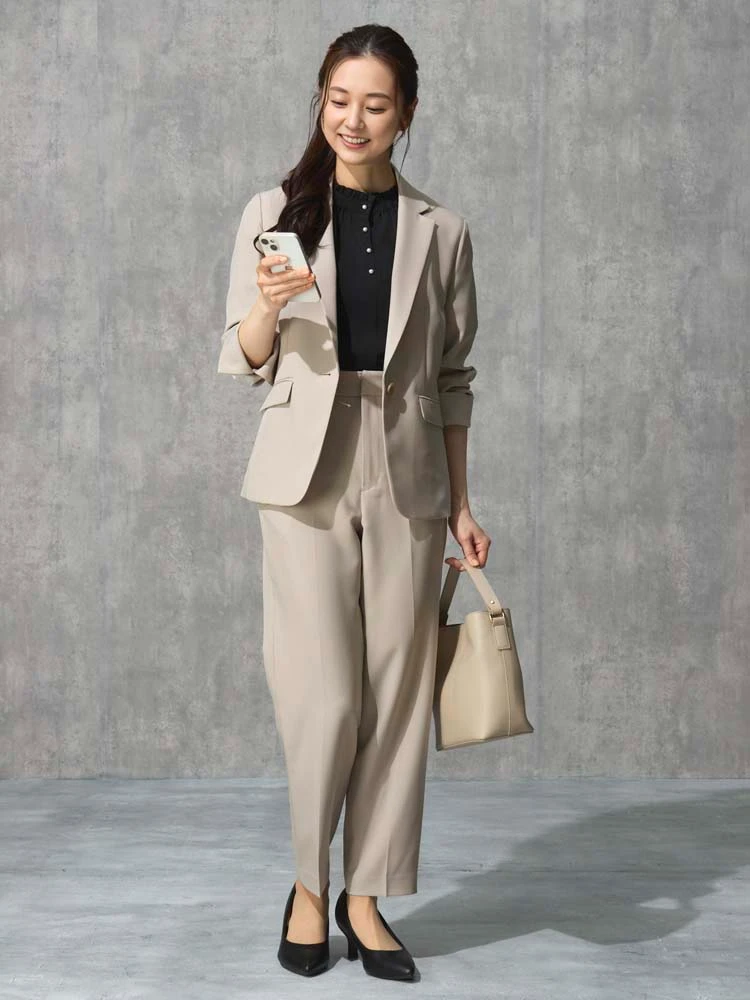 ベージュ My wardrobe ピケ調スーツ テーパードパンツ ベージュ
