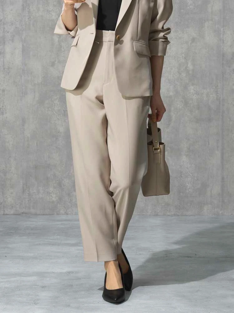 ベージュ My wardrobe ピケ調スーツ テーパードパンツ ベージュ