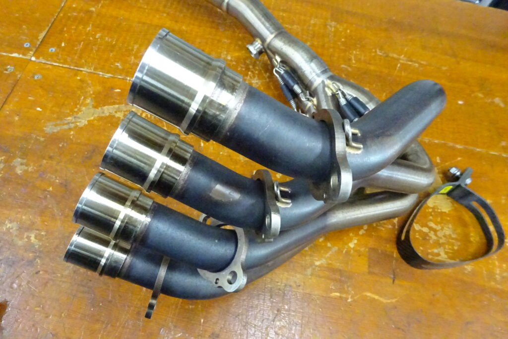 中古買取】アクラポビッチ ZX-25R フルエキ買取しました。 | パーツ