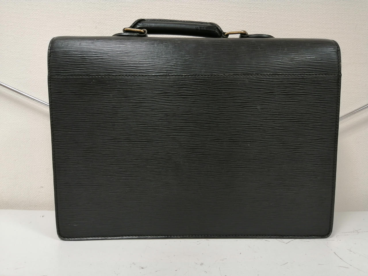 ルイヴィトン(LOUIS VUITTON)|セルヴィエット アンバサダー エピ