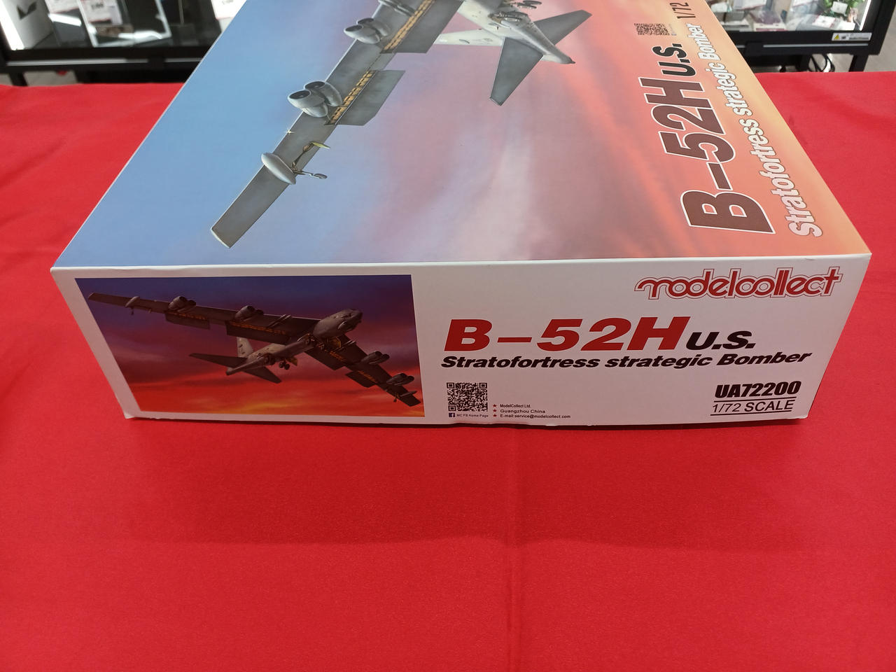 モデルコレクト|B-52H ストラトフォートレス戦略爆撃機|【ハードオフ