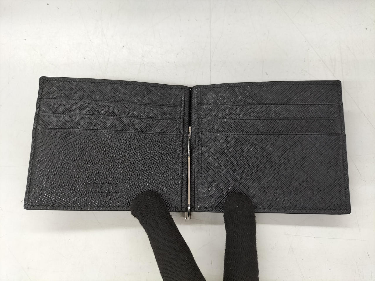 PRADA|プラダ マネークリップ カードケース 黒 本体のみ|【ハードオフ
