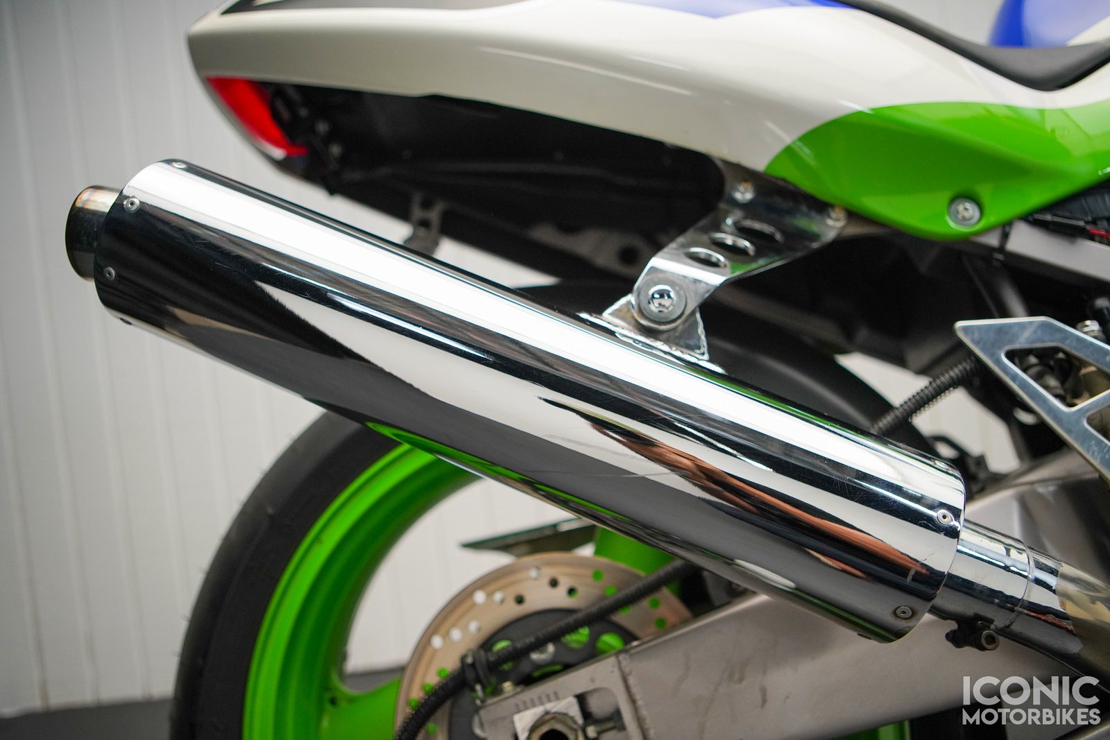 1991 Kawasaki ZX-7R with 1,776 Miles (Boeddeker Collection