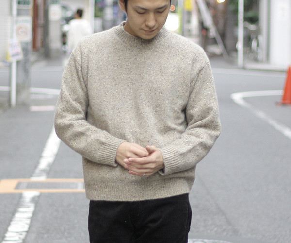 綺麗な色です。上質なカシミヤのセーター。 | andPheb Staff Blog