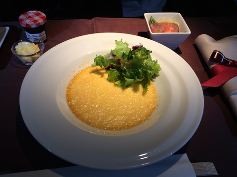 JALファーストクラス機内食レポ！「極上森伊蔵」が最高に旨かった